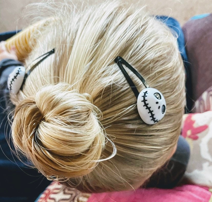 Jack Skellington Hair Clips x2 - Halloween Hair Clips - Gothic Hair Clips - Scary Halloween Hair Accessories - Halloween Snap Clips