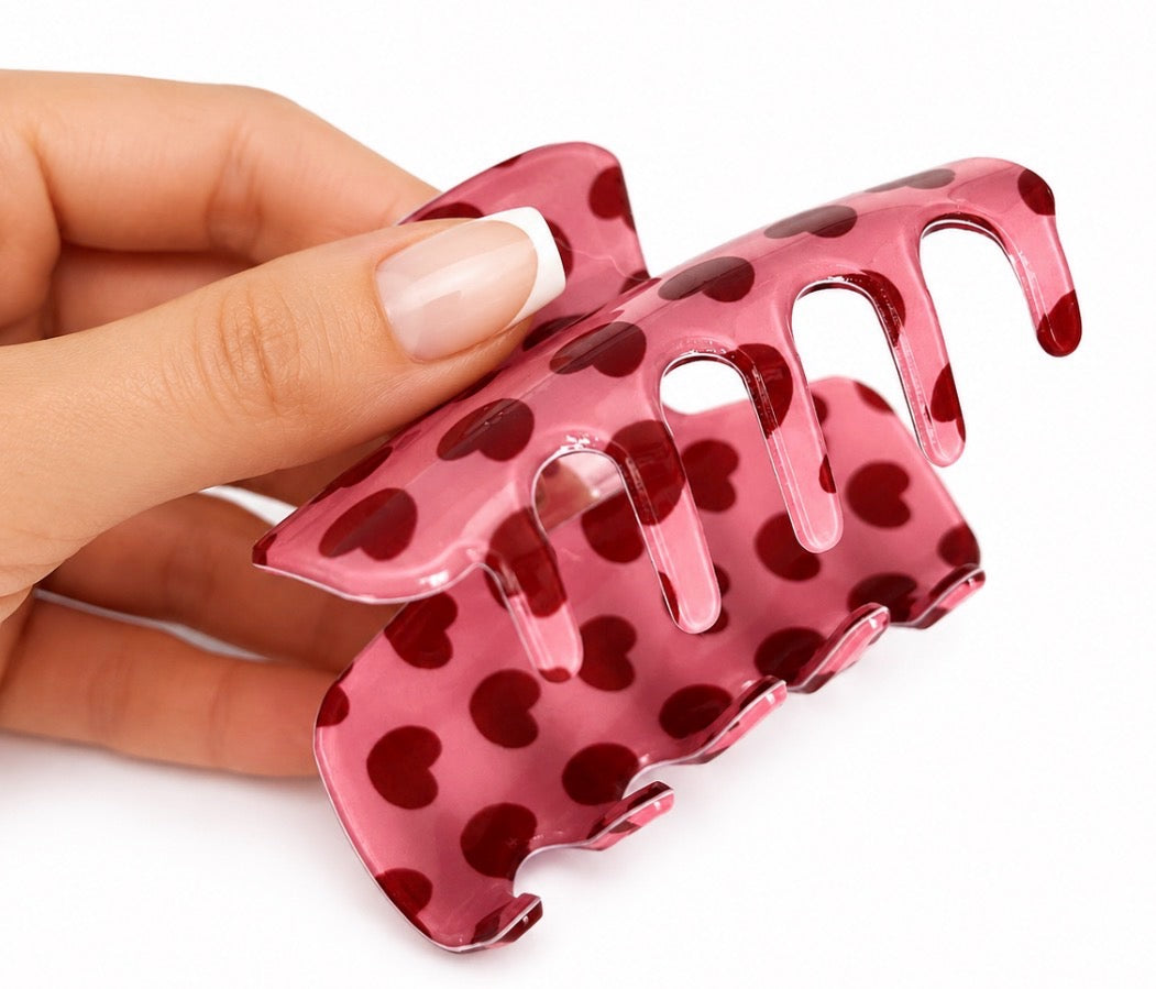 The Love Me Claw ♡